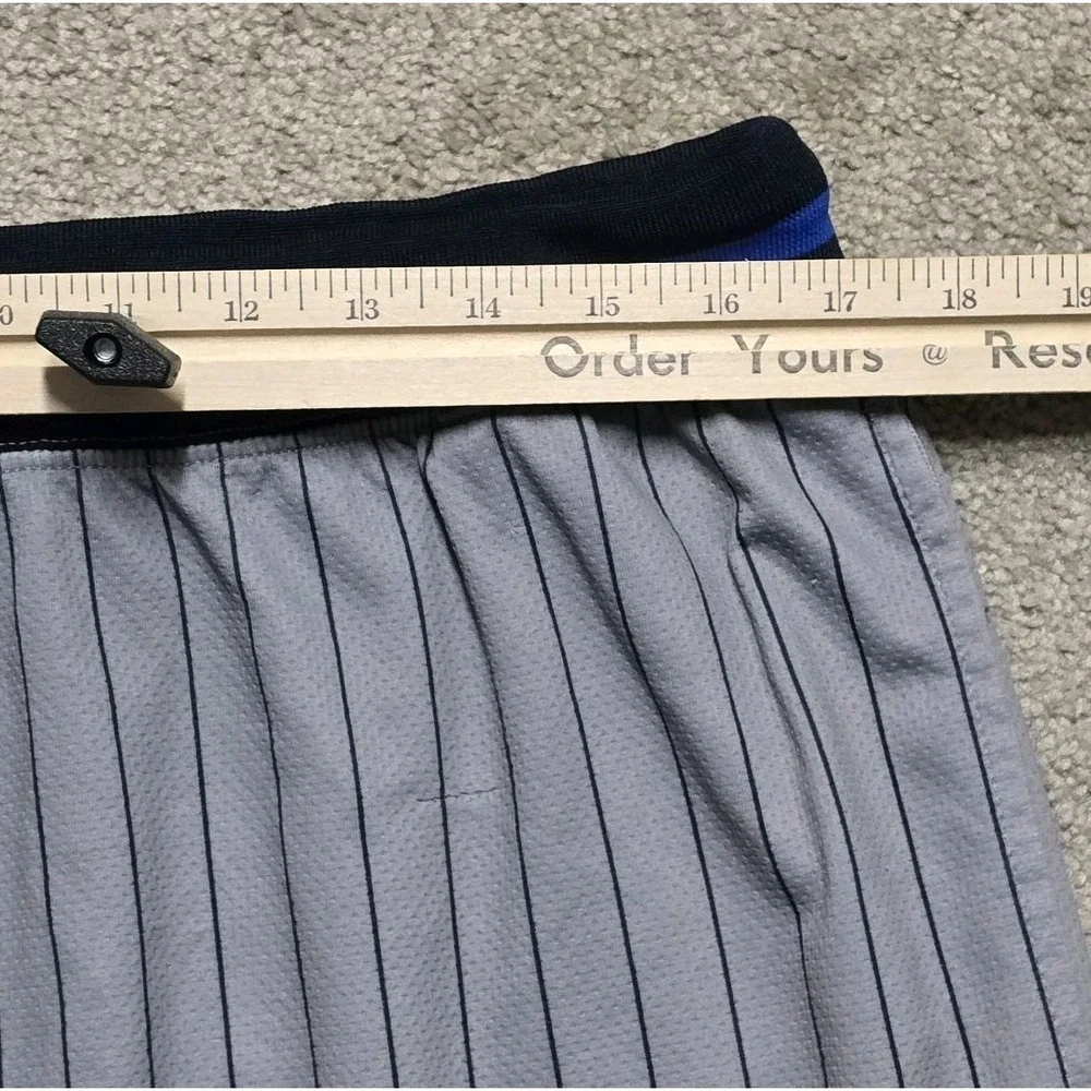 VTG AND1 Dazzle Shorts Mens XL Gray Pinstripe Basketball Dazzle Contrast 90s
